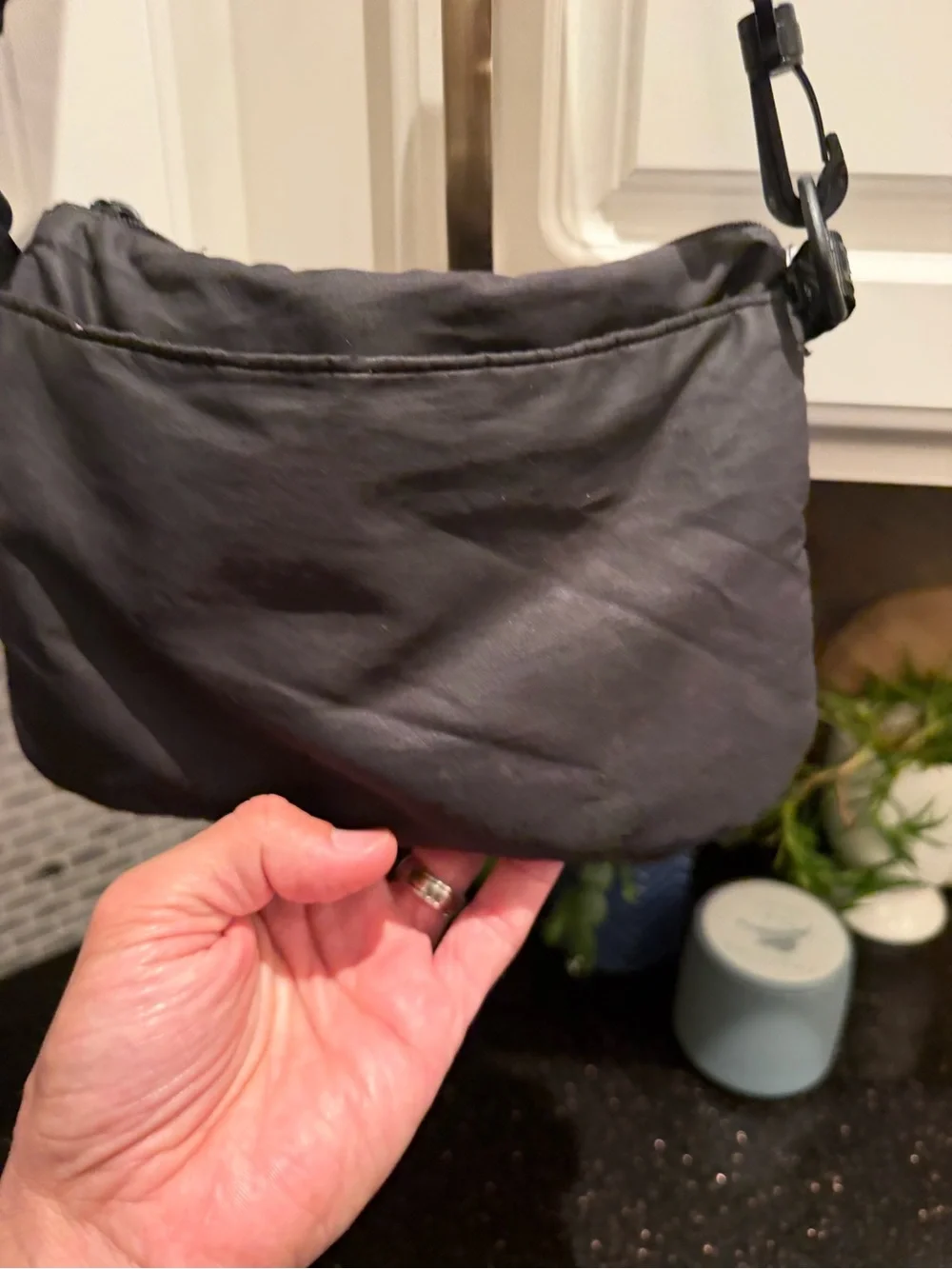 Victoria’s Secret Pink Crossbody Small Zipper Bag - Black